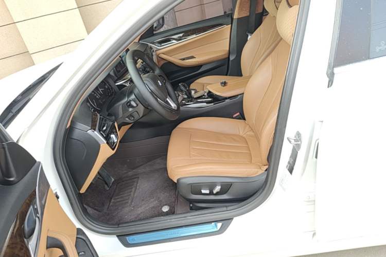 Used BMW 5 Series 2018 528Li Launch Special Edition Left Front Seat