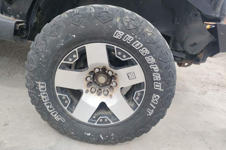 Used BAIC Off-Road BJ40 2014 2.4L Manual Exploration Edition Right Front Wheel Hub