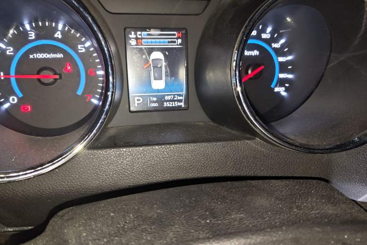 Used Lifan Auto Xuanlang 2017 1.5T Automatic Luxury Model
