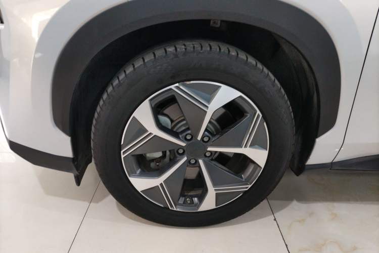 Used AION V 2023 Plus 70 Smart Tech Edition Lithium Iron Phosphate