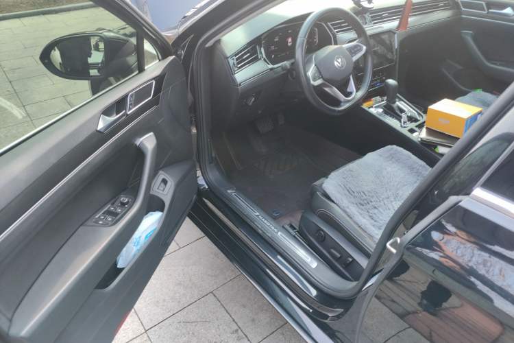 Used Volkswagen Magotan 2020 330TSI DSG Luxury Edition Driver Seat