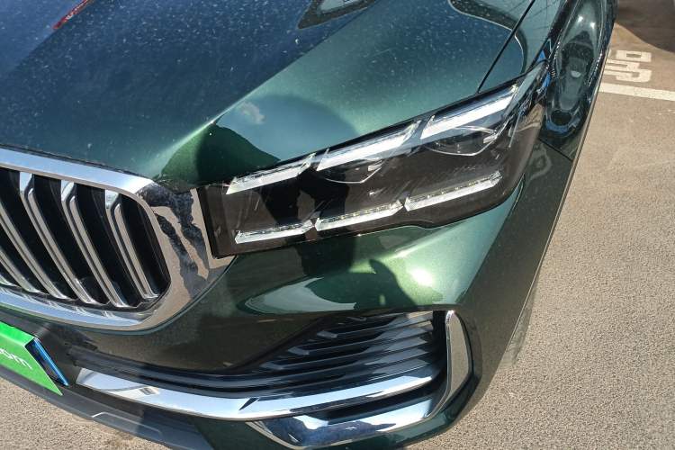 Used Geely Auto Monjaro L 2025 Dongfang Yao 2.0TD Automatic All-Wheel-Drive Wangyue Edition Left Front Headlight