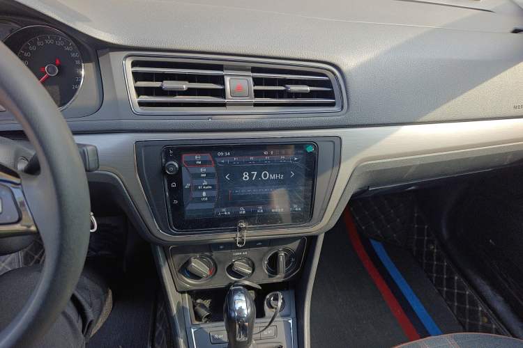 Used Volkswagen Lavida 2019 Lavida Start 1.5L Automatic Comfort Edition China VI Standard Audio And AC Panel