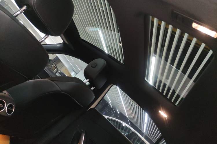 Used Mercedes-Benz A-Class 2022 Revised Version A 200 L Sport Sedan Fashionable Style