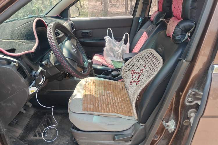 Used Wuling Hongguang 2015 1.5L S Basic Version China V Standard Left Front Seat