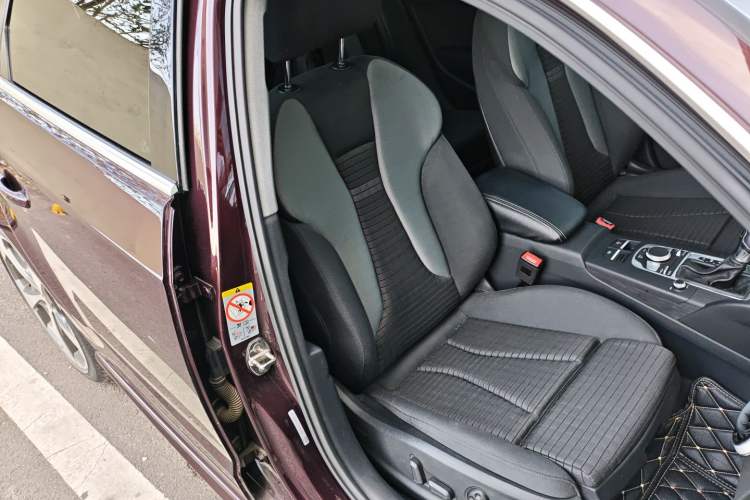 Used Audi A3 2018 30th Anniversary Edition Sportback 35 TFSI Sport Model Right Front Seat