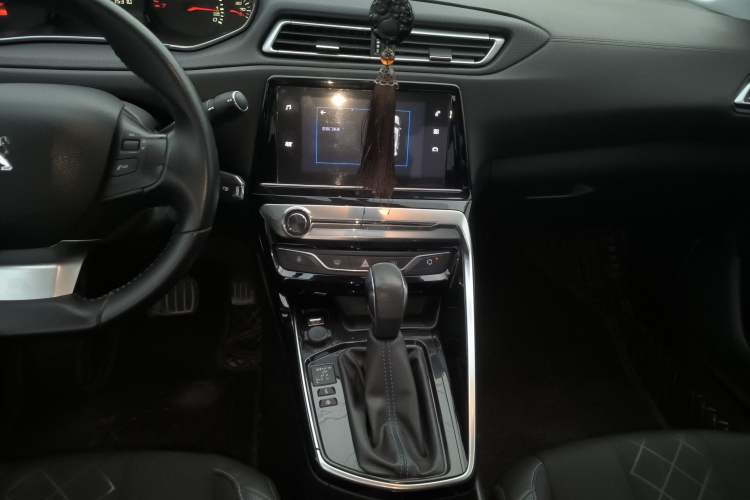 Used Peugeot 308 2016 1.6L Automatic Luxury Edition
