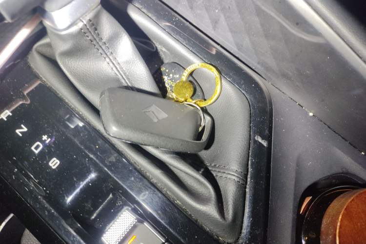 Used Baojun Valli 2021 1.5T Yili Pasture CVT Luxury Model Vehicle Key