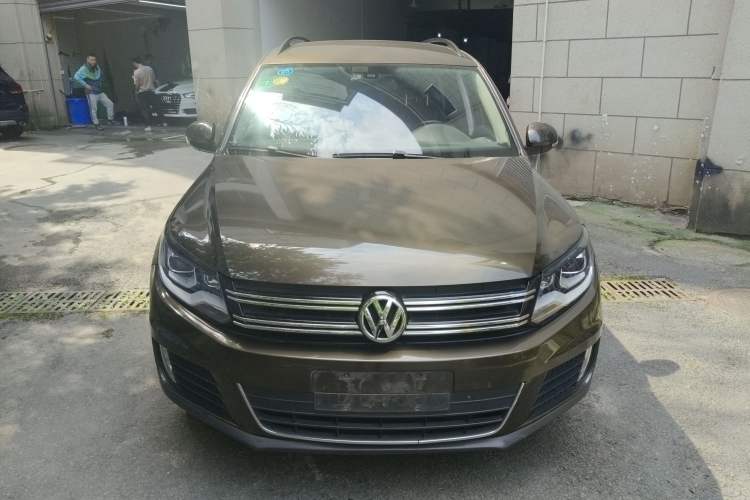 Used Volkswagen Tiguan 2015 1.8TSI Automatic All-Wheel Drive Comfort Edition Front