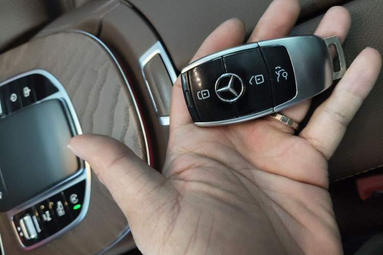 Used Mercedes-Benz E-Class 2022 Updated E 300 L Luxury Edition