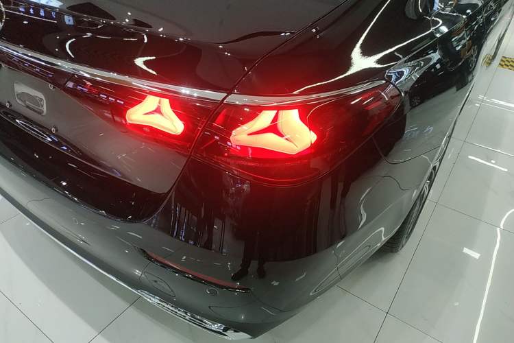 Used Mercedes-Benz E-Class 2024 E 300 L Stylish Model
