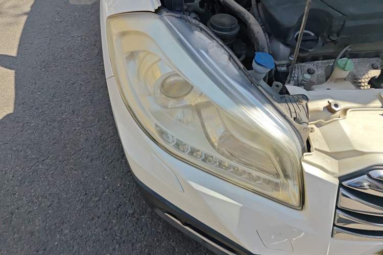 Used Suzuki S-Cross 2014 1.6L CVT Two-Wheel Drive Elite Version
