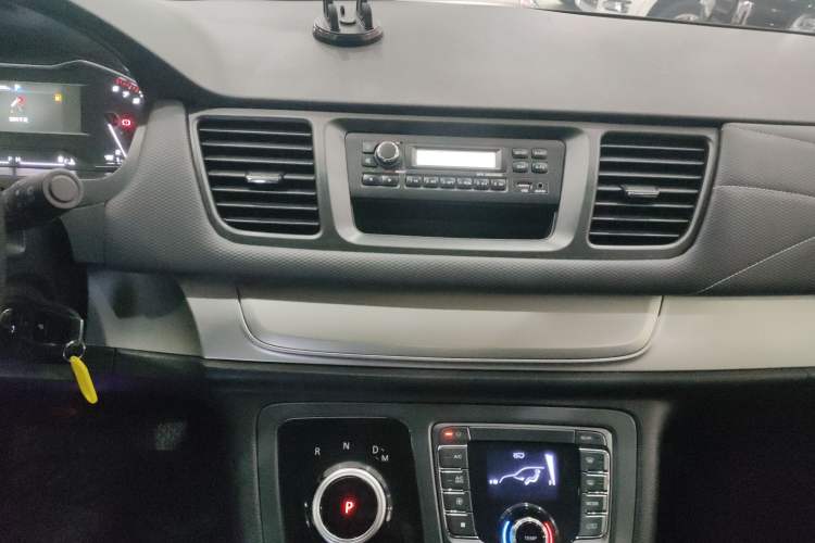 Used SAIC MAXUS G20 2023 ES 2.0T Gasoline Automatic Value Edition