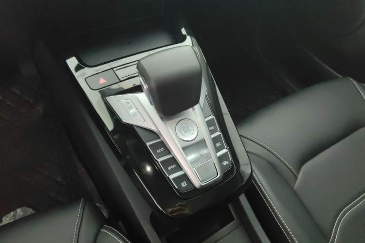 Used BYD Yuan New Energy 2019 EV535 High-Energy Leading Edition Gear Lever