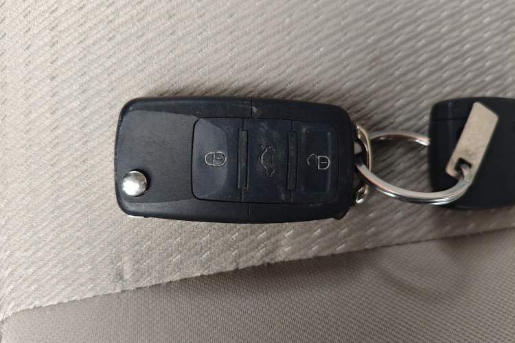 Used Wuling Hongguang V 2022 1.5L Jingqu Edition Electric-Assist LAR
