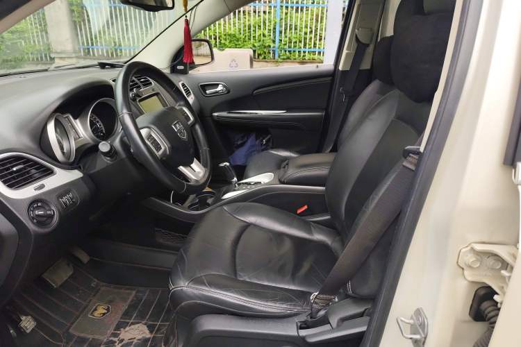 Used Dodge Journey 2014 2.4L Two-Wheel Drive Touring Edition