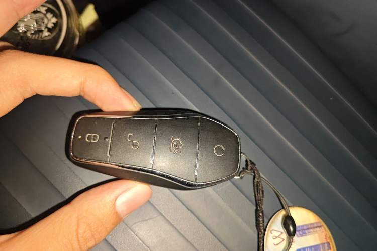 Used BYD Yuan PLUS 2022 430 km Luxury Version Vehicle Key