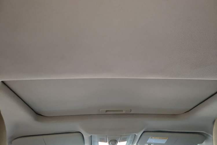 Used MG GS 2015 1.5TGI TST Elite Edition Headliner