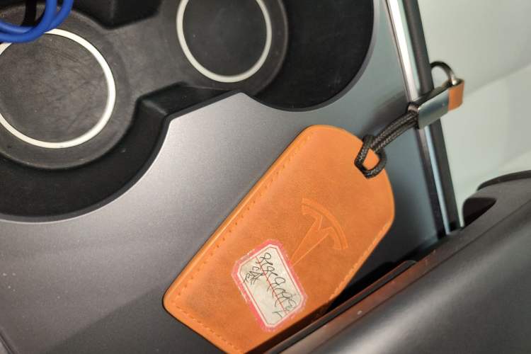 Used Tesla Model Y 2021 Long-Range All-Wheel-Drive Version