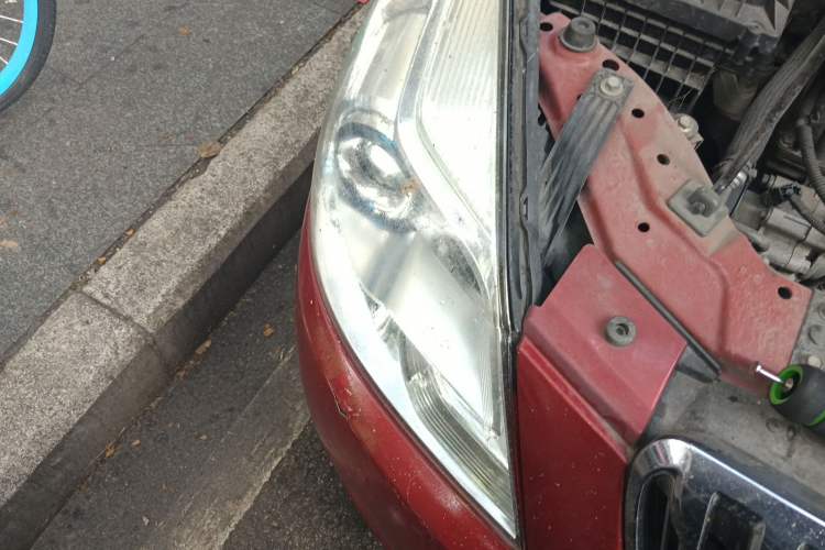 Used Buick Excelle 2013 1.5L Manual Classic Model Right Front Headlight