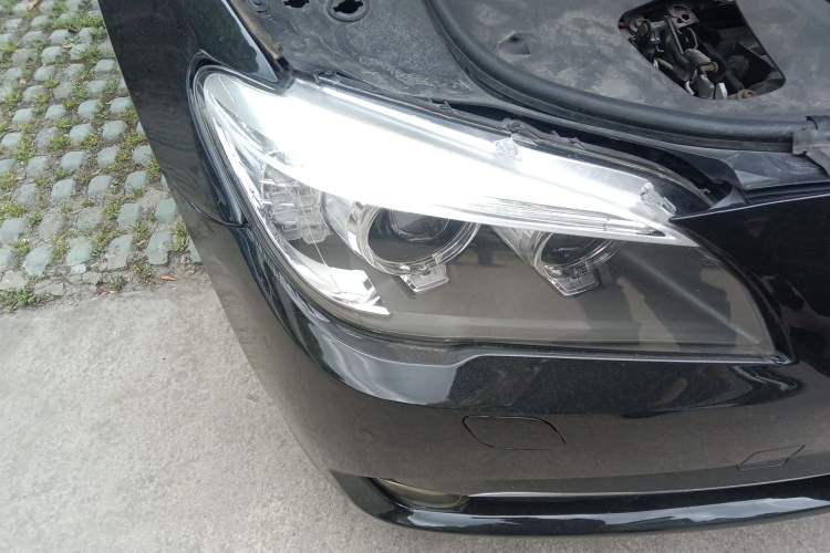 Used BMW 7 Series 2011 730Li Elegant Model Right Front Headlight