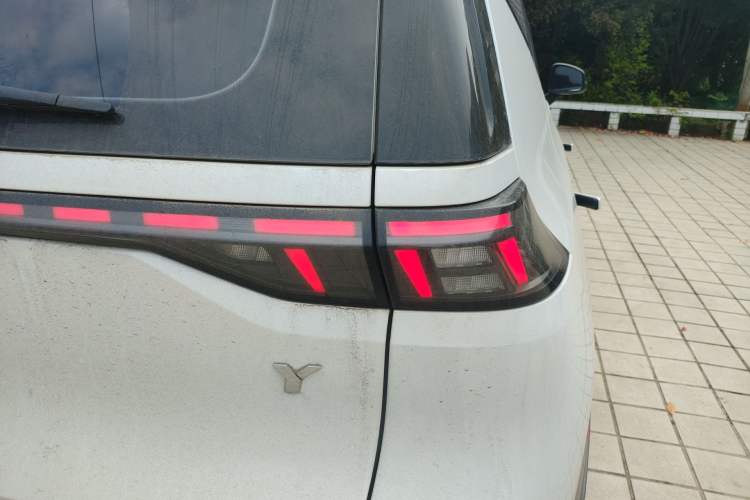 Used AION Y 2021 70 Enjoyment Tech Edition Right Rear Taillight