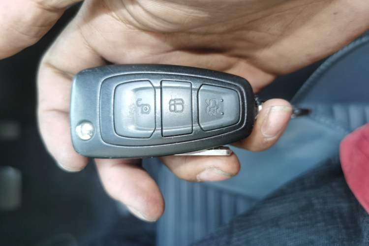 Used Ford Focus 2017 Hatchback EcoBoost 180 Automatic Elite Model Vehicle Key