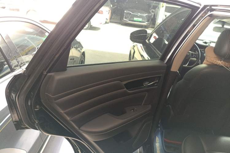 Used Venucia Star 2020 260T Automatic 48V Mild Hybrid Turbocharged Star Edition