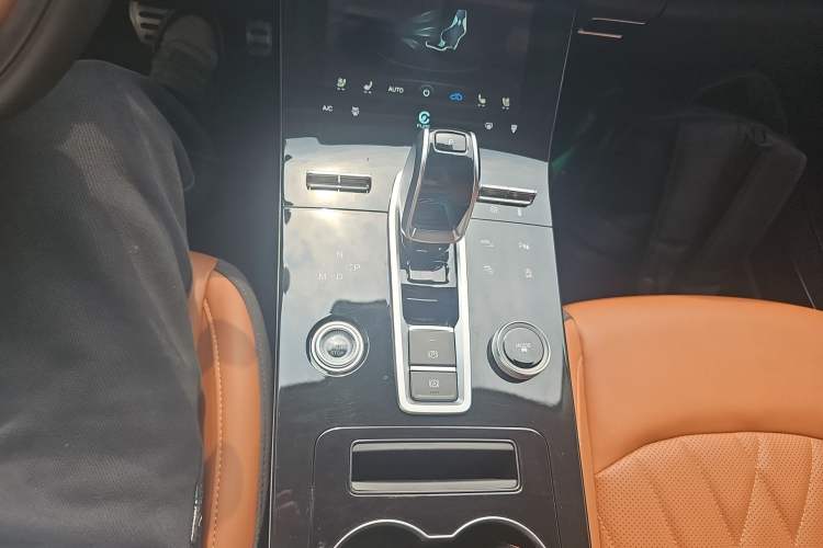 Used Chery Tiggo 8 PLUS 2022 Kunpeng Edition 390TGDI DCT Four-Wheel Drive Luxury Version