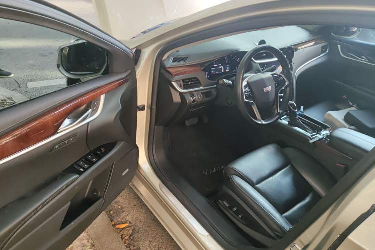 Used Cadillac XTS 2016 28T Luxury Model
