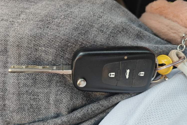 Used Roewe 360 2015 1.5L Manual Luxury Edition Vehicle Key