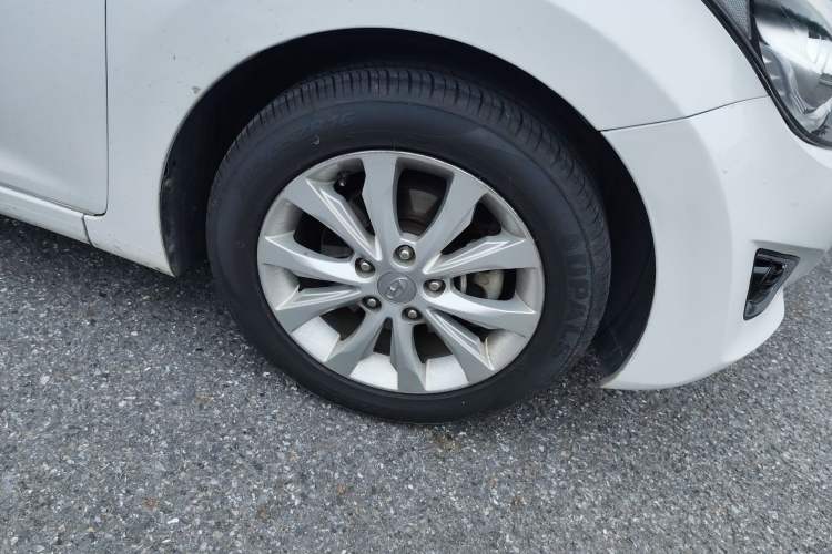 Used Hyundai Elantra (5th Generation / Langdong) 2016 1.6L Automatic Prestige Model