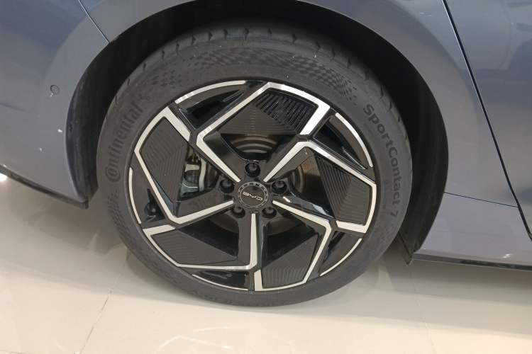 Used BYD Seal 2025 650 Zhihang Edition
