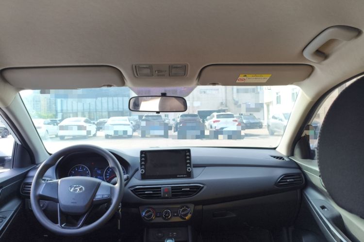 Used Hyundai Celesta 2018 1.6L Automatic GL Enjoyment Edition China VI compliant Headliner