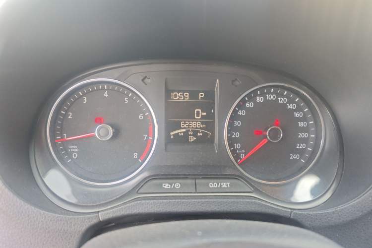 Used Volkswagen Polo 2016 1.6L Automatic Comfort Model