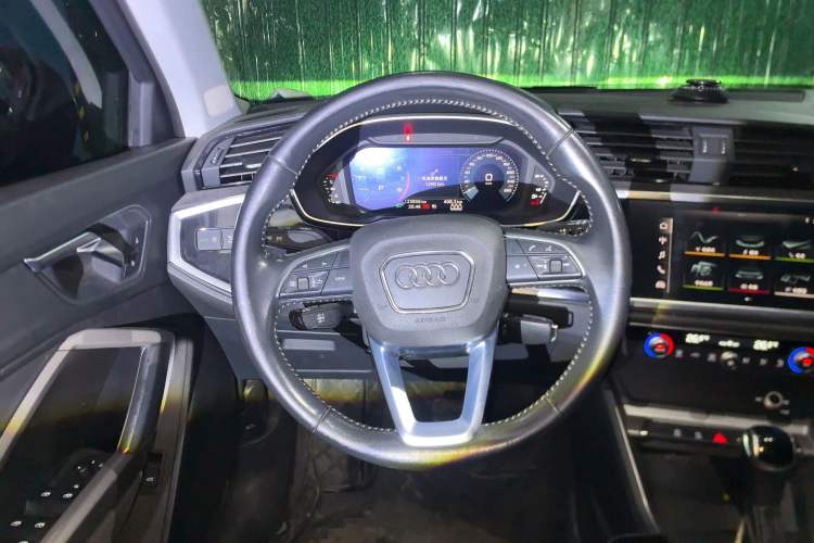 Used Audi Q3 2021 35 TFSI Progressive Dynamic Edition
