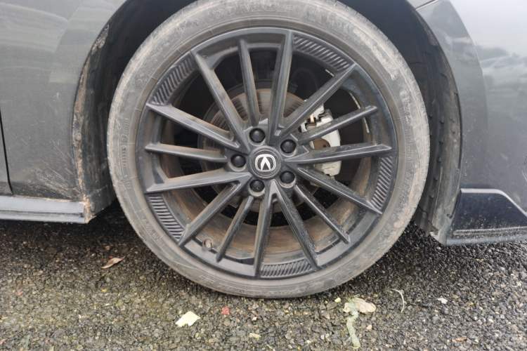 Used CHANGAN UNI-V 2023 1.5T Sport Edition
