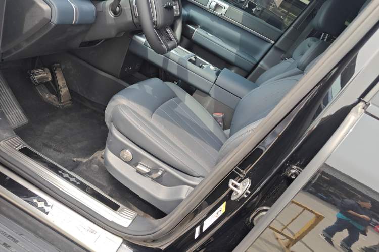 Used Formula Leopard Tai 7 2025 Model 200 km Two-Wheel Drive Max Edition Left Front Seat