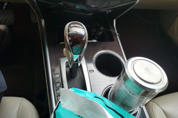 Used Nissan Teana 2014 2.0L XL Upper Tech Edition Gear Lever