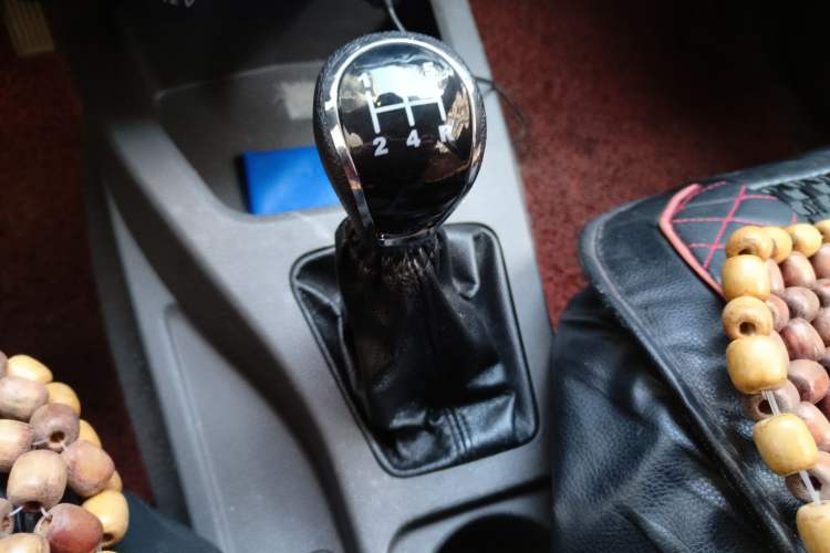 Used Wuling Rongguang V 2016 1.5L Standard Version
