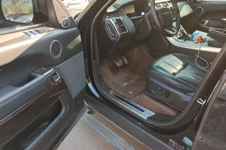 Used Land Rover Range Sport 2018 3.0 SC V6 HSE DYNAMIC Driver Seat