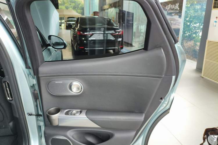 Used Genesis GV60 2023 Single-Motor Rear-Drive Luxury Edition
