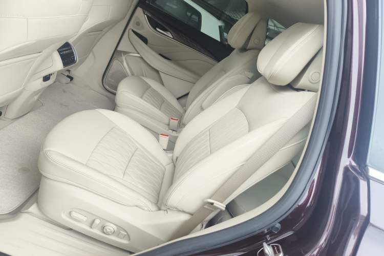 Used Buick Enclave 2020 28T All-Wheel Drive Avenir
