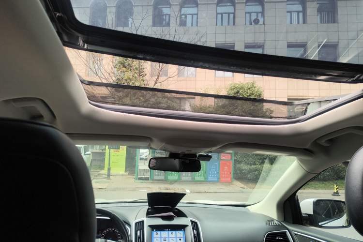 Used Ford Edge 2016 EcoBoost 245 Four-Wheel Drive Titanium 7-Seater
