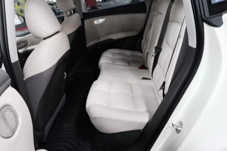 Used IM LS6 2025 Lingxi Intelligent Driving Edition Left Rear Seat