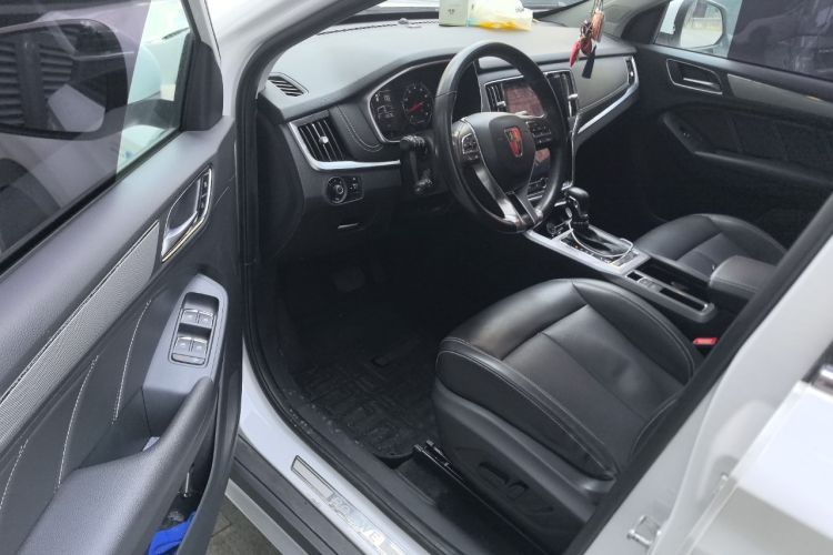 Used Roewe RX5 2019 20T Two-Wheel Drive Automatic 4G Connected Platinum Edition
