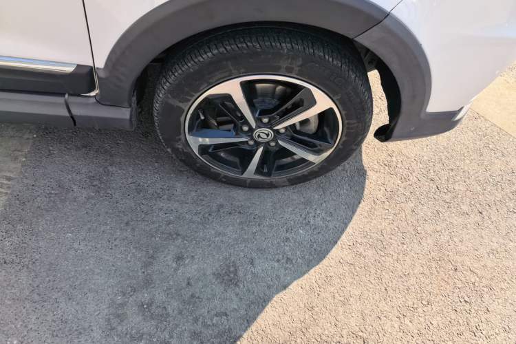 Used Dongfeng Fengon 370 2018 S370 1.5L Manual Luxury 7-Seater