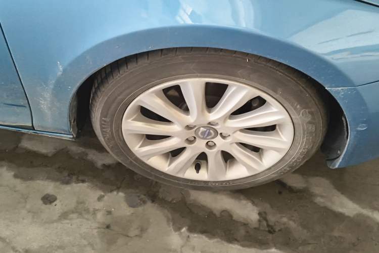 Used Volvo V40 2015 1.6T Zhiya Edition