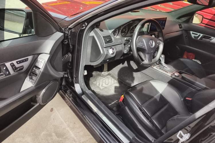 Used Mercedes-Benz C-Class AMG 2010 AMG C 63 Sport Enhancement Edition Driver Seat