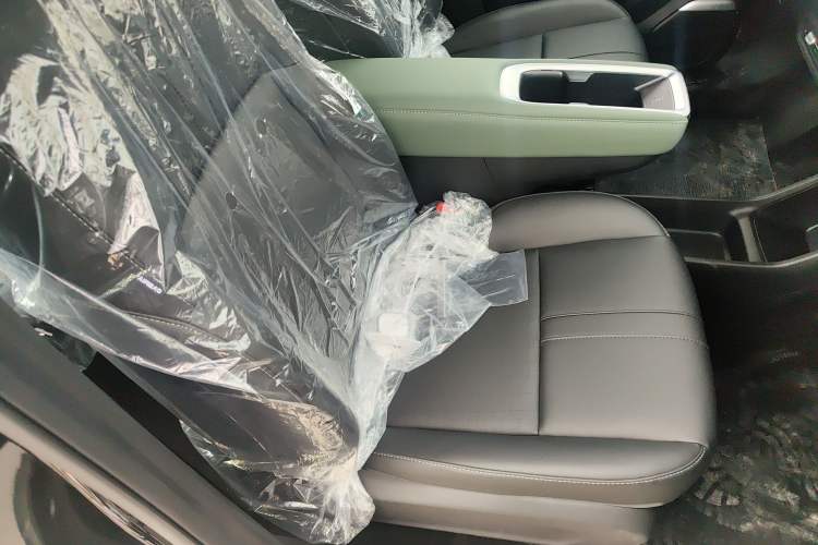 Used Baojun Spark EUV 2026 Model 401km Flagship Edition
